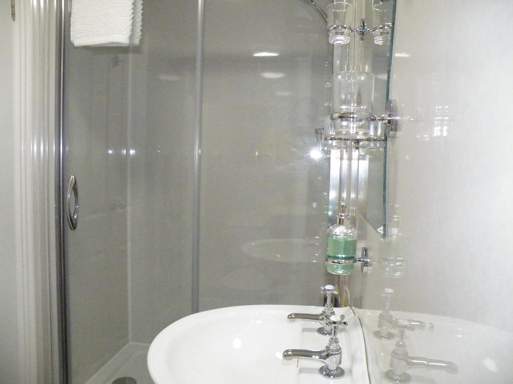 The Fountain Licensed B&B ペンザンス 部屋 写真